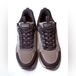 Skechers Slip On Sneakers Dark Taupe Hillcrest 2.0 Memory Foam Sneakers 10 New